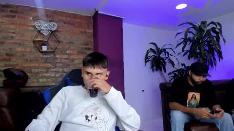 Snapshot of bigbros18 chatting on December 15, 2025, 1:26 pm MOD ramon My team is mickey and roman online show from December 15, 2025, 1:26 pm