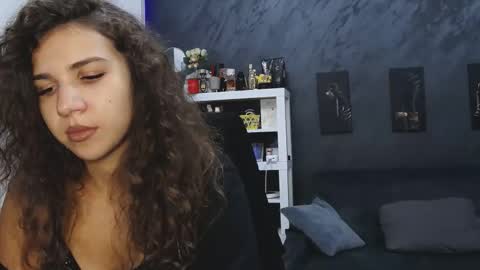 bigbuttjany online show from September 21, 2025, 10:44 pm