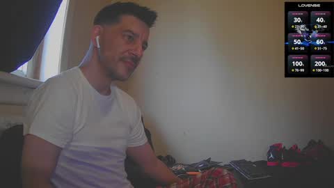 Snapshot of bigcawwwk chatting on October 15, 2025, 6:19 pm Jon - Im Straight online show from October 15, 2025, 6:19 pm