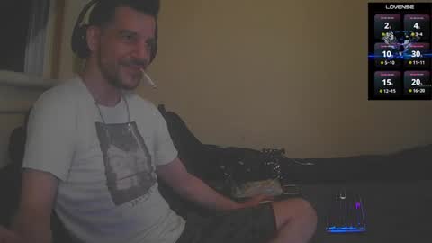 Snapshot of bigcawwwk chatting on October 31, 2025, 7:42 am Jon - Im Straight online show from October 31, 2025, 7:42 am