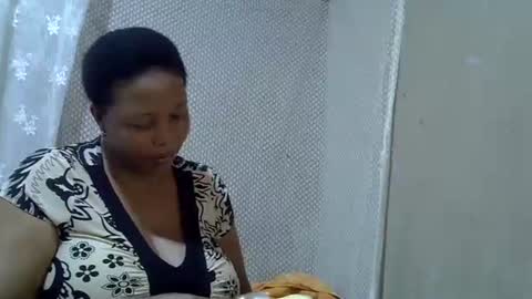 Snapshot of bigclit_wethairypus chatting on June 5, 2026, 7:25 am bigclit_wethairypus online show from June 5, 2026, 7:25 am