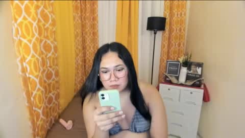 BABY LEXIE online show from April 25, 2026, 6:16 pm