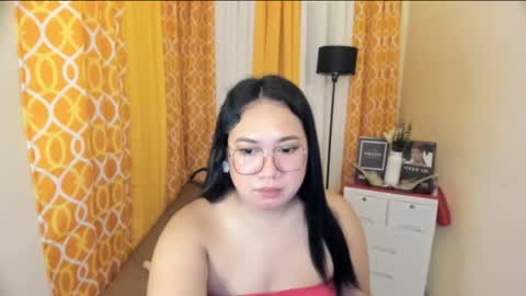 BABY LEXIE online show from April 27, 2026, 6:17 pm