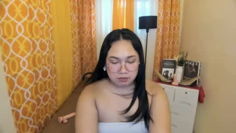 BABY LEXIE online show from May 5, 2026, 5:04 am