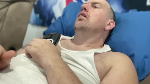 bigcocksuckingslut online show from February 13, 2026, 8:05 pm