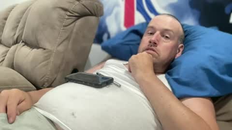 bigcocksuckingslut online show from June 14, 2026, 5:15 pm