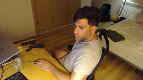 Snapshot of bigcok35spain chatting on September 25, 2025, 7:28 pm bigcok35spain online show from September 25, 2025, 7:28 pm