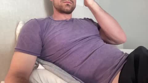 Snapshot of bigcollegecock69690 chatting on February 25, 2025, 5:47 pm bigcollegecock69690 online show from February 25, 2025, 5:47 pm