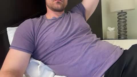 bigcollegecock69690 online show from February 23, 2026, 8:39 pm