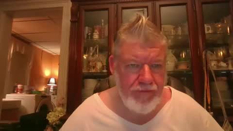 BigDaddyBear online show from June 11, 2026, 2:33 am