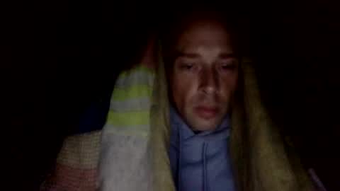 Snapshot of bigdickdangles472924 chatting on December 16, 2025, 12:48 am bigdickdangles472924 online show from December 16, 2025, 12:48 am