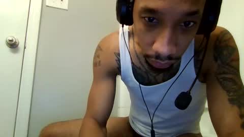 Snapshot of bigdickmarixxx chatting on November 29, 2025, 9:56 am bigdickmarixxx online show from November 29, 2025, 9:56 am