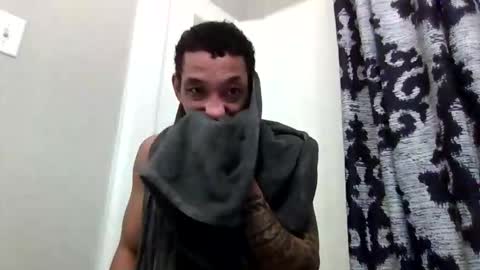 Snapshot of bigdickmarixxx chatting on December 17, 2025, 11:22 pm bigdickmarixxx online show from December 17, 2025, 11:22 pm