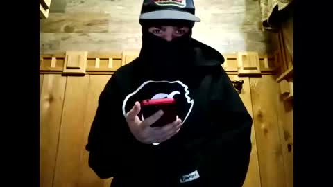 Snapshot of bigdickwizard1998 chatting on March 17, 2026, 2:05 am bigdickwizard1998 online show from March 17, 2026, 2:05 am