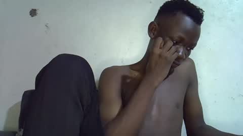 Snapshot of bigfeet9999 chatting on March 5, 2025, 5:29 am Ask in pvt online show from March 5, 2025, 5:29 am