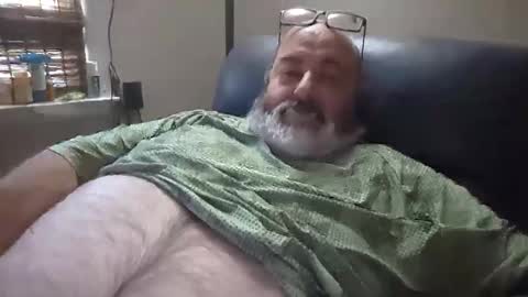 bigfuzzyteddybear online show from May 13, 2026, 4:59 pm