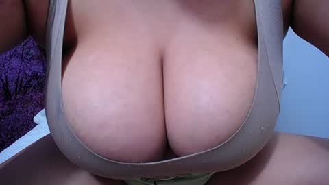  Sunny   online show from July 15, 2026, 1:44 am