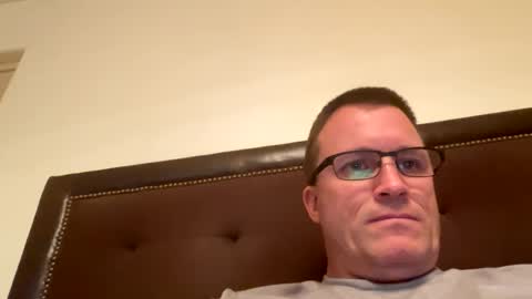 Snapshot of bigger22332233 chatting on January 3, 2025, 2:54 am bigger22332233 online show from January 3, 2025, 2:54 am