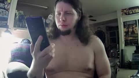 biggerisbetter21 online show from January 9, 2025, 10:41 am