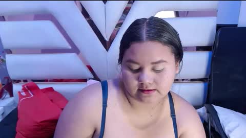 Snapshot of biggstits69 chatting on October 4, 2025, 8:51 pm biggstits69 online show from October 4, 2025, 8:51 pm