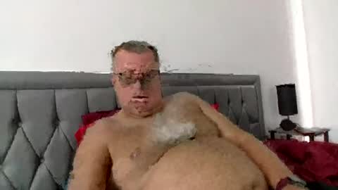 bigguy2014 online show from August 5, 2026, 10:29 am
