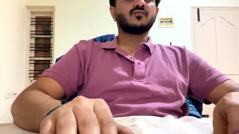 Snapshot of bighandsomesatisfy chatting on January 11, 2025, 2:04 pm bighandsomesatisfy online show from January 11, 2025, 2:04 pm