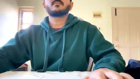 Snapshot of bighandsomesatisfy chatting on January 25, 2025, 10:29 am bighandsomesatisfy online show from January 25, 2025, 10:29 am