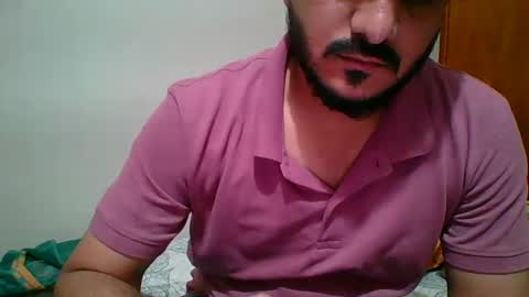 Snapshot of bighandsomesatisfy chatting on March 5, 2025, 4:35 pm bighandsomesatisfy online show from March 5, 2025, 4:35 pm