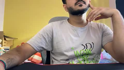 bighandsomesatisfy online show from February 14, 2026, 7:49 am