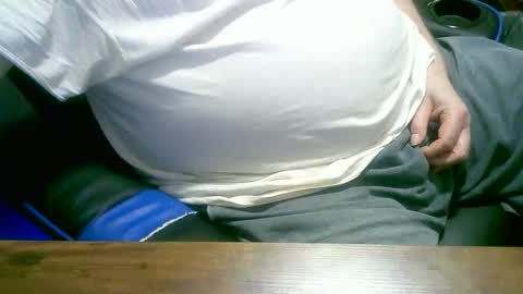 Snapshot of bigjeff50 chatting on April 4, 2026, 6:38 pm BIGJEFF50 online show from April 4, 2026, 6:38 pm