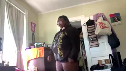 Snapshot of bigkittyraven chatting on April 6, 2026, 3:46 pm bigkittyraven online show from April 6, 2026, 3:46 pm