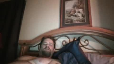 Snapshot of bigload1972 chatting on December 18, 2024, 5:04 am bigload1972 online show from December 18, 2024, 5:04 am