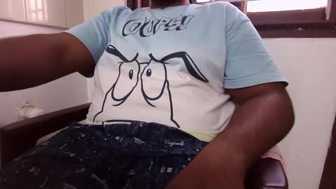 Snapshot of bignaturaldesi chatting on December 14, 2025, 12:21 pm bignaturaldesi online show from December 14, 2025, 12:21 pm