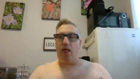 Snapshot of bignhard_69 chatting on March 20, 2026, 4:23 pm BignHard online show from March 20, 2026, 4:23 pm