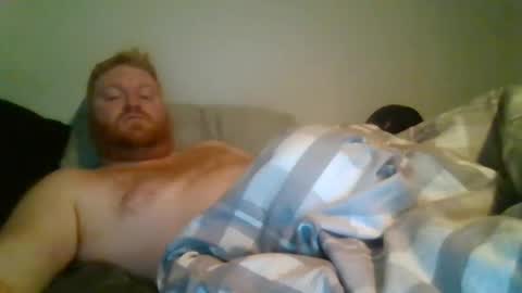 bigred92899 online show from November 3, 2025, 3:52 am