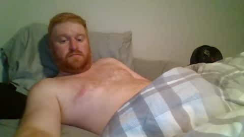 Snapshot of bigred92899 chatting on May 1, 2026, 4:06 am bigred92899 online show from May 1, 2026, 4:06 am