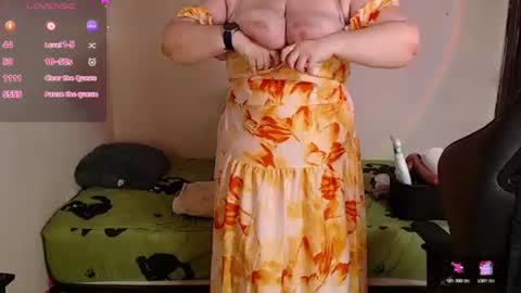 Snapshot of bigsquirt_6 chatting on July 9, 2026, 5:39 pm laura online show from July 9, 2026, 5:39 pm