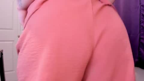  Nubia  online show from January 17, 2025, 11:17 am