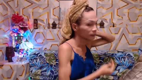 sophia online show from January 16, 2025, 12:09 pm