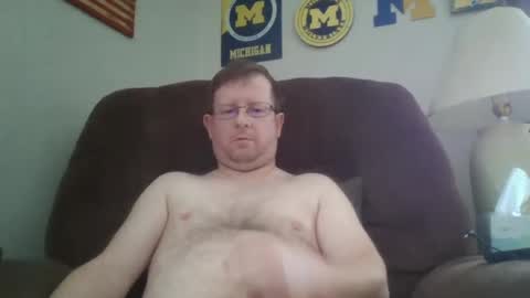 Snapshot of bigtitlover220 chatting on February 15, 2025, 3:39 pm Jeremy online show from February 15, 2025, 3:39 pm