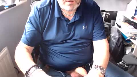 bigtone2_1968 online show from June 17, 2026, 12:40 pm