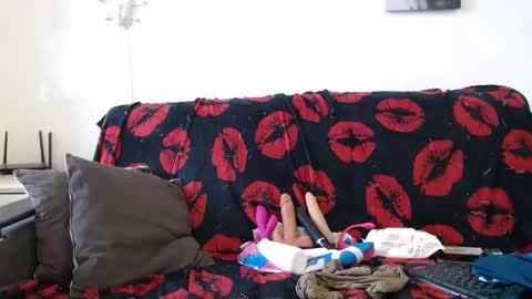 BigTwinsOmg online show from May 24, 2026, 2:33 pm