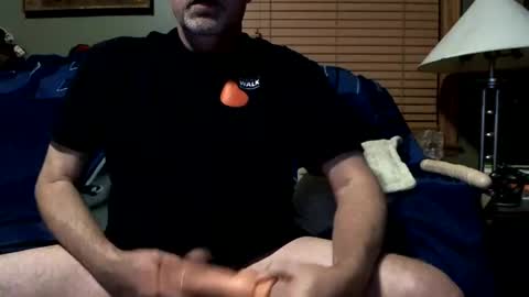 biguylovessuckingcock online show from January 21, 2025, 11:34 pm