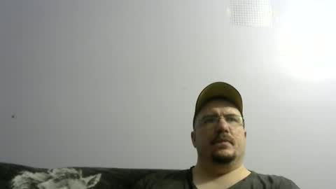 Snapshot of bigxcountry_39 chatting on April 24, 2026, 5:32 am bigxcountry_39 online show from April 24, 2026, 5:32 am