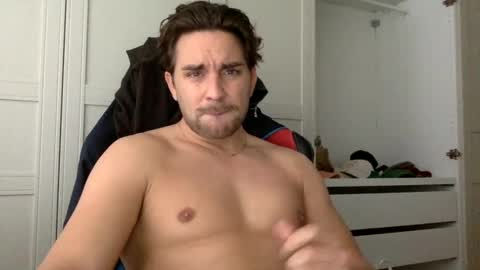 bikdig1 online show from December 30, 2024, 10:21 am