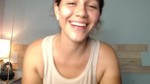 Snapshot of biki_sensual chatting on October 16, 2025, 3:51 am hi soy natural girl biki online show from October 16, 2025, 3:51 am