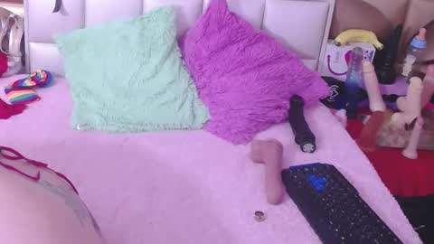 Snapshot of biky_hot chatting on March 10, 2025, 12:29 am Biky Hot online show from March 10, 2025, 12:29 am