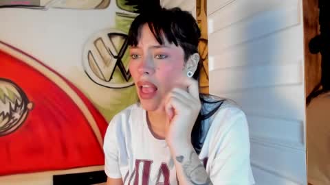 bilie__eilish online show from April 22, 2026, 1:01 pm
