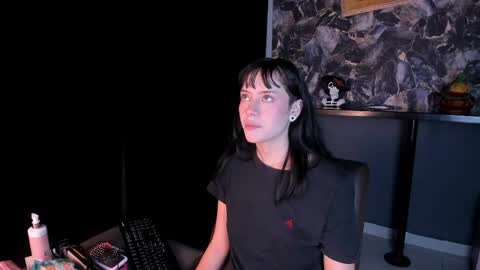 Snapshot of bilie__eilish chatting on June 7, 2026, 12:42 pm bilie__eilish online show from June 7, 2026, 12:42 pm