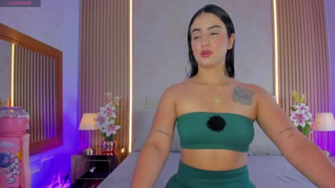 Snapshot of bilie_rouse1 chatting on May 28, 2026, 3:04 am Bilie online show from May 28, 2026, 3:04 am